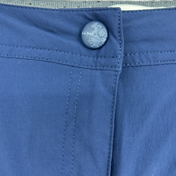 L.L. BEAN Water Repellent Comfort Trail Shorts 12REG Nautical Navy EXCELLENT! - Picture 3 of 8